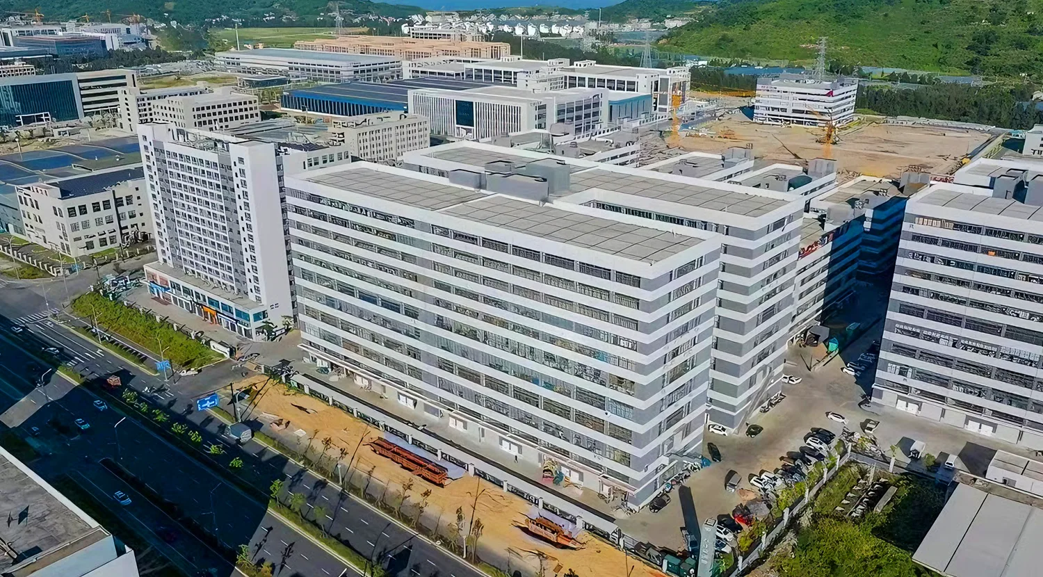 আমাদের সম্পর্কে